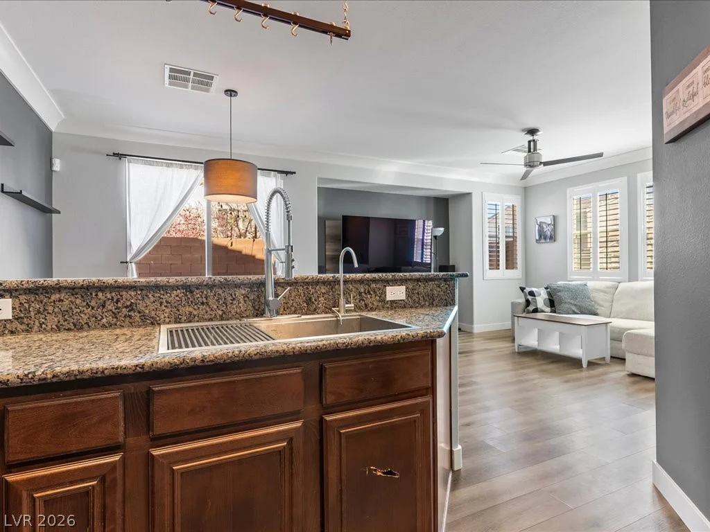 9131 Mount Wilson, Las Vegas, NV 89113