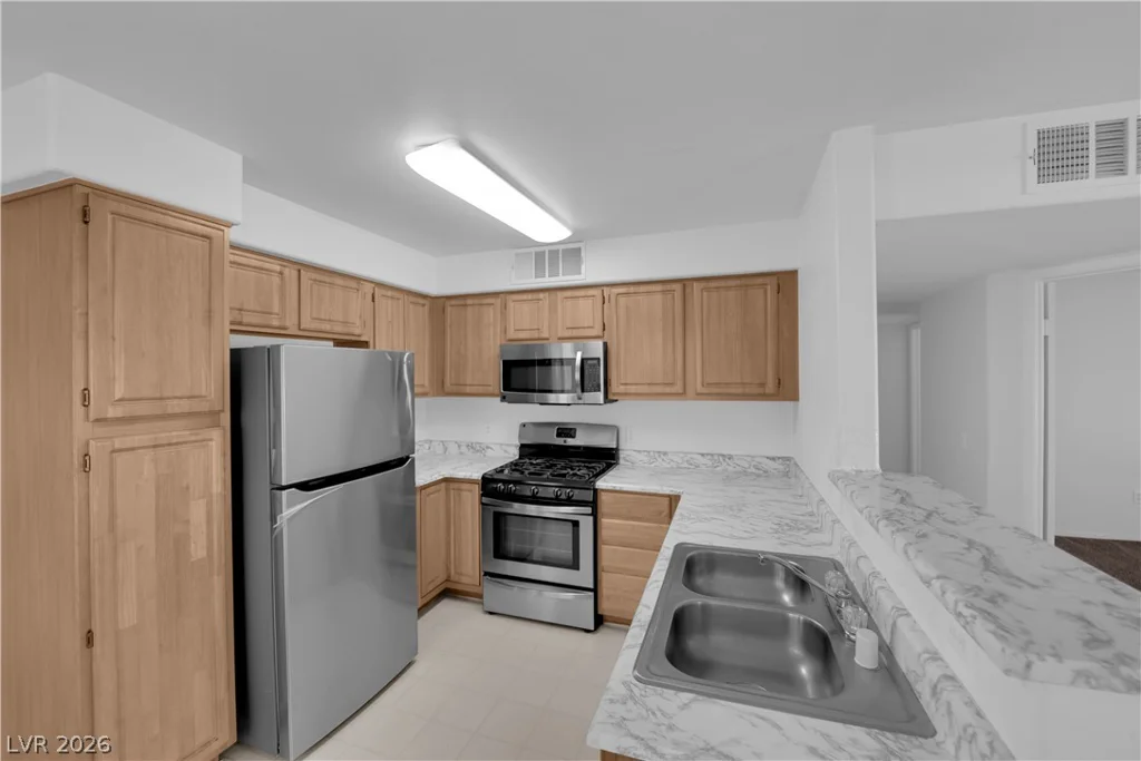 5710 Tropicana, Las Vegas, NV 89122