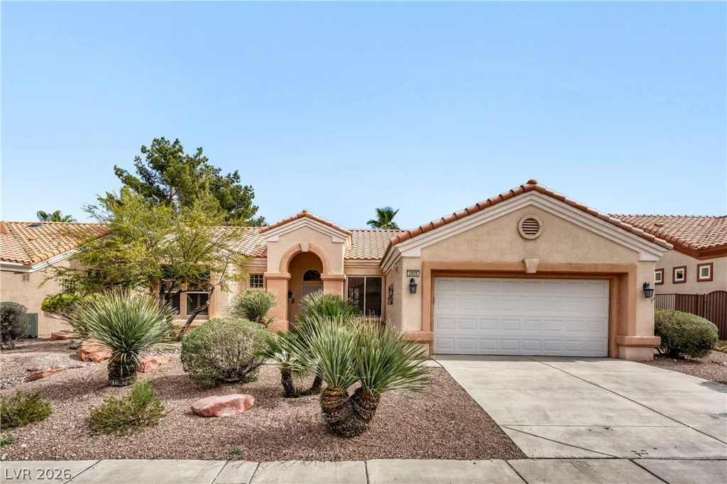 2928 Hawksdale, Las Vegas, NV 89134