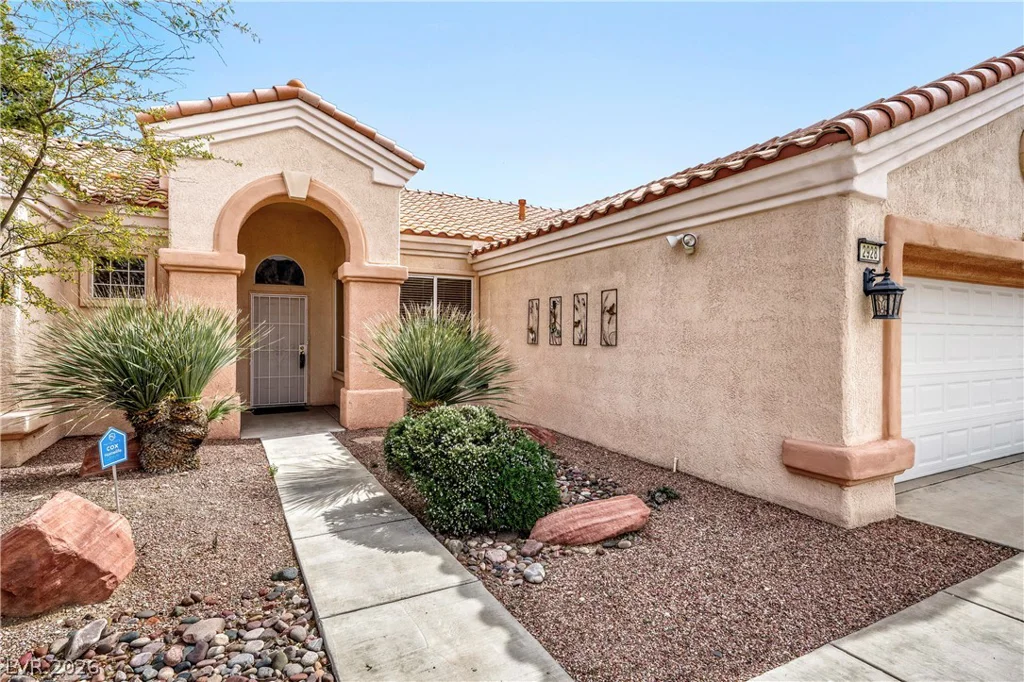 2928 Hawksdale, Las Vegas, NV 89134
