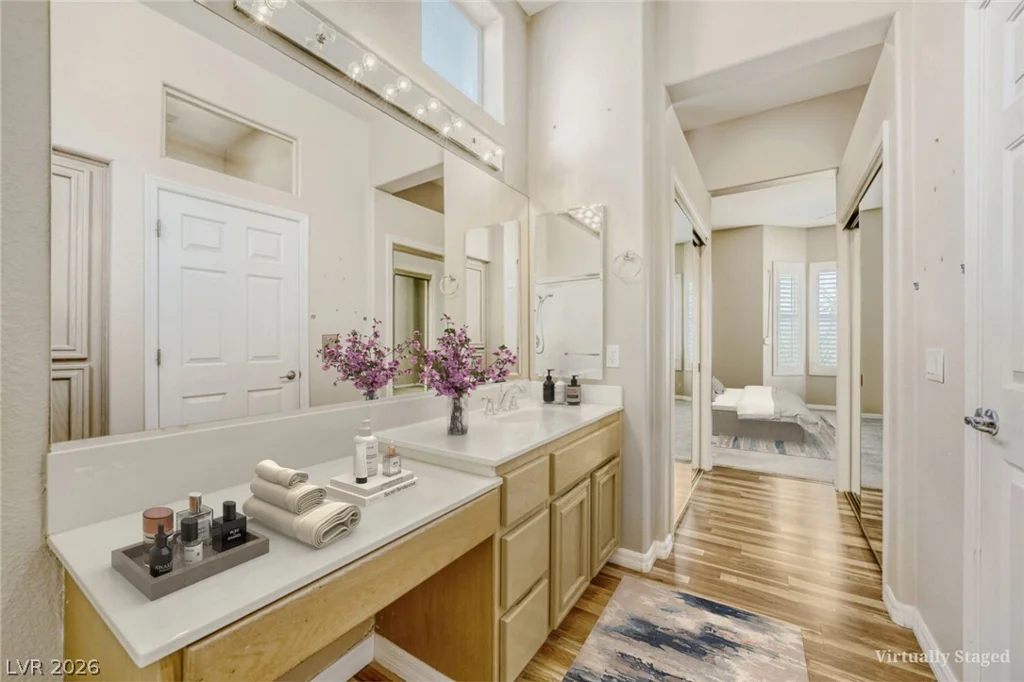 2928 Hawksdale, Las Vegas, NV 89134