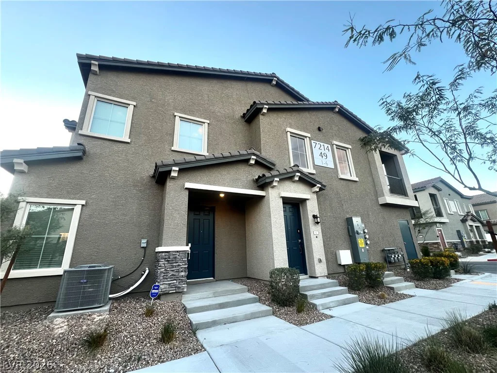 7214 Decatur, Las Vegas, NV 89131