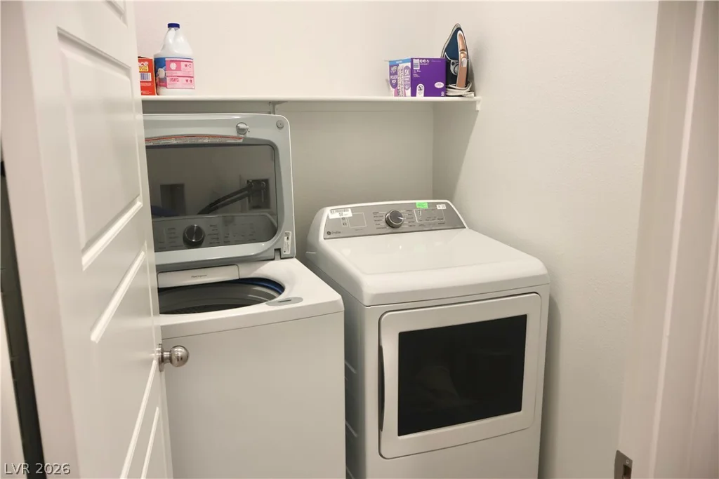 7214 Decatur, Las Vegas, NV 89131