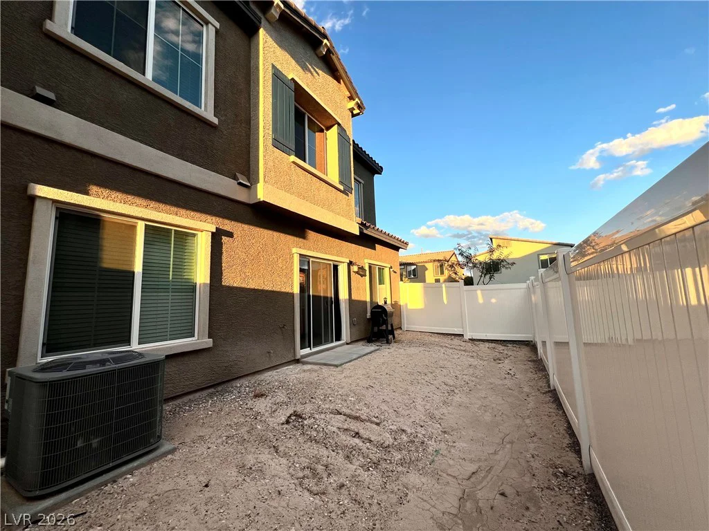 7214 Decatur, Las Vegas, NV 89131