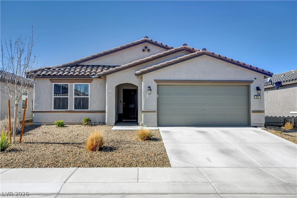 297 Bridal Veil Falls, Indian Springs, NV 89018