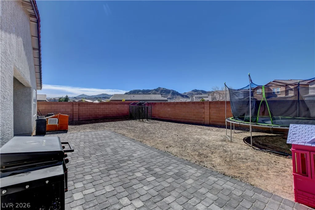 297 Bridal Veil Falls, Indian Springs, NV 89018