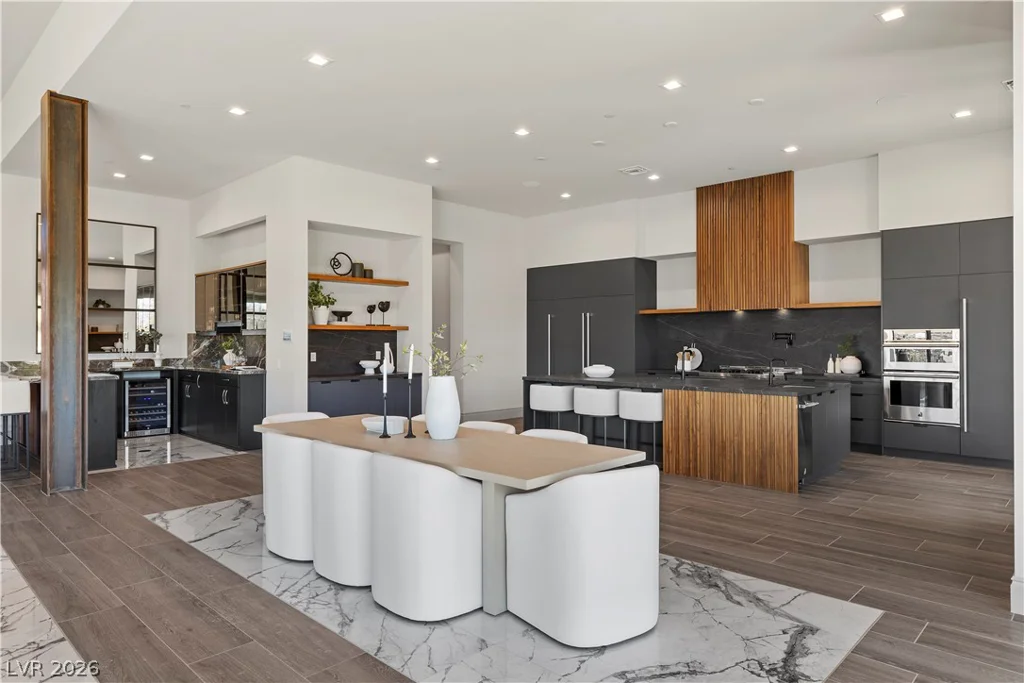 1 Costa Del Sol, Henderson, NV 89011
