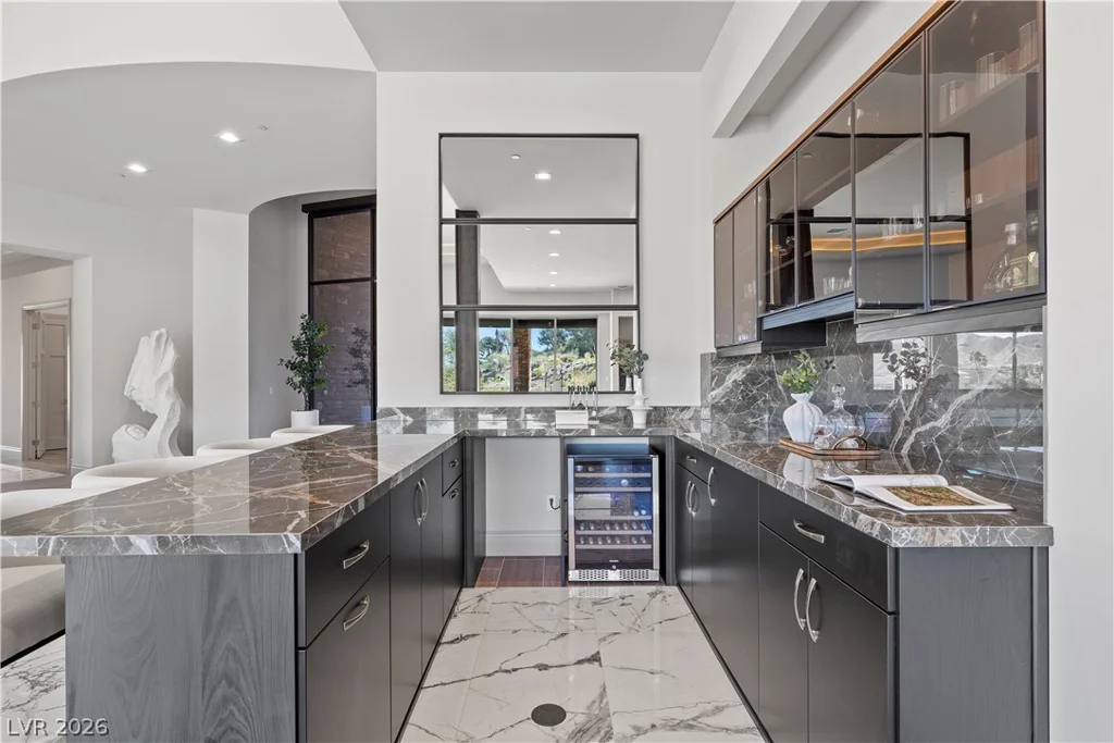 1 Costa Del Sol, Henderson, NV 89011