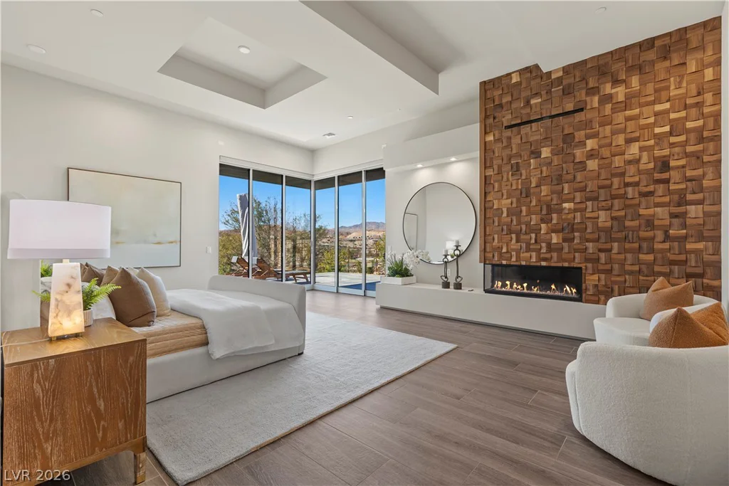 1 Costa Del Sol, Henderson, NV 89011
