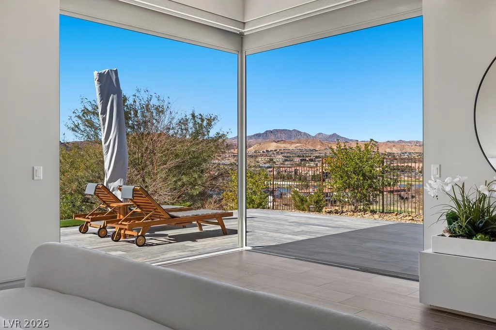 1 Costa Del Sol, Henderson, NV 89011