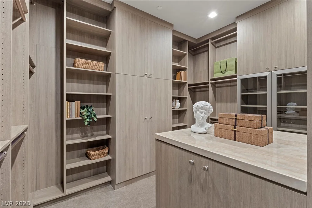 1 Costa Del Sol, Henderson, NV 89011
