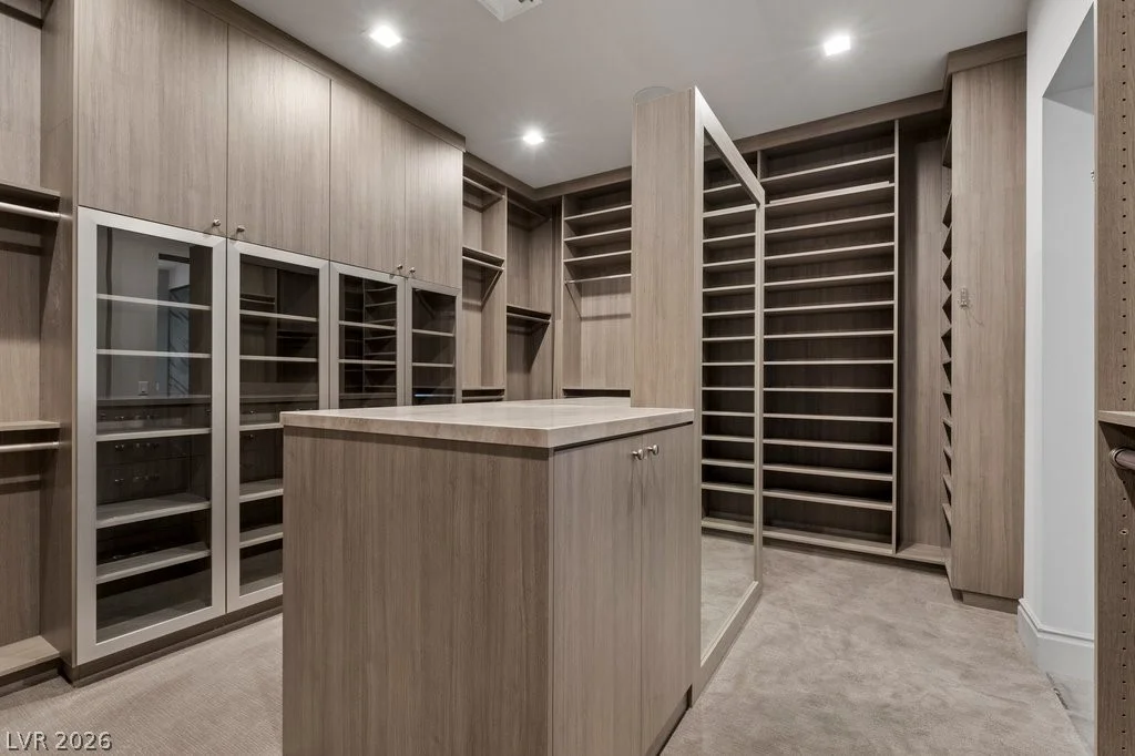 1 Costa Del Sol, Henderson, NV 89011