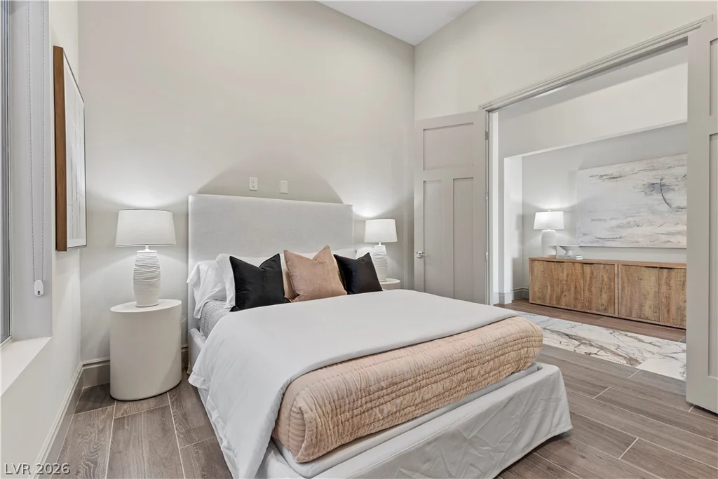 1 Costa Del Sol, Henderson, NV 89011