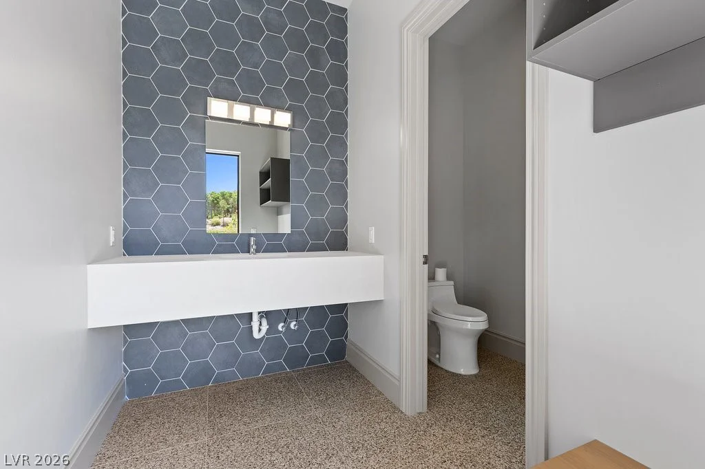 1 Costa Del Sol, Henderson, NV 89011