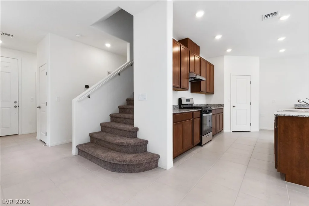 10034 Sir Atlas, Las Vegas, NV 89148