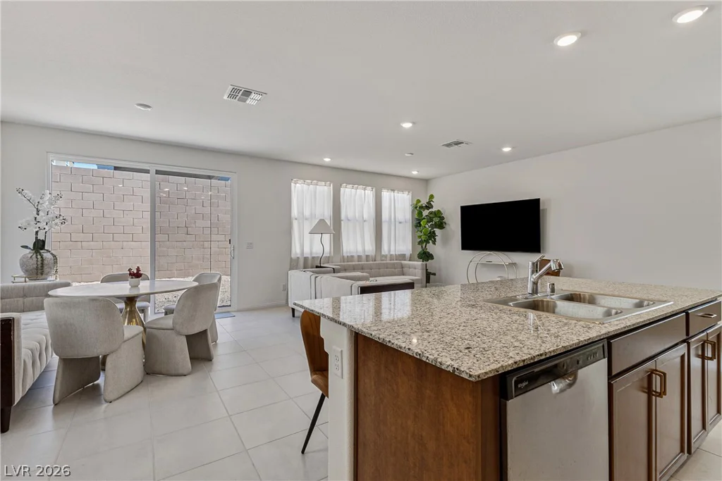 10034 Sir Atlas, Las Vegas, NV 89148