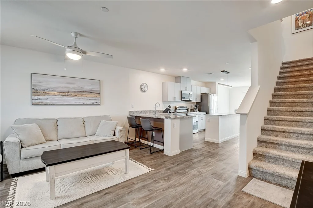 2945 White Selzter, Las Vegas, NV 89122