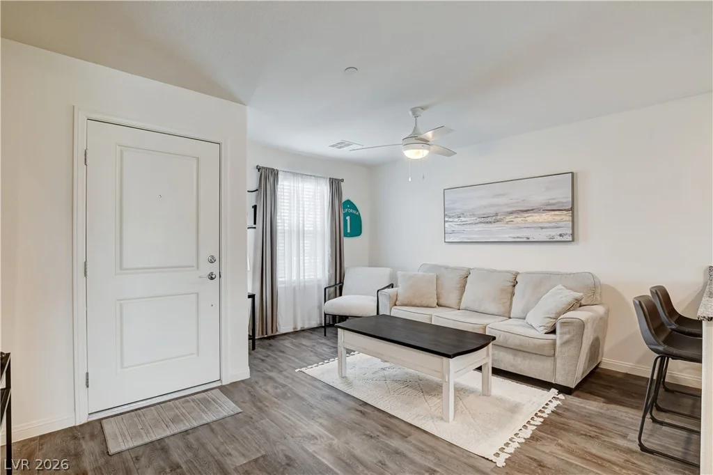 2945 White Selzter, Las Vegas, NV 89122