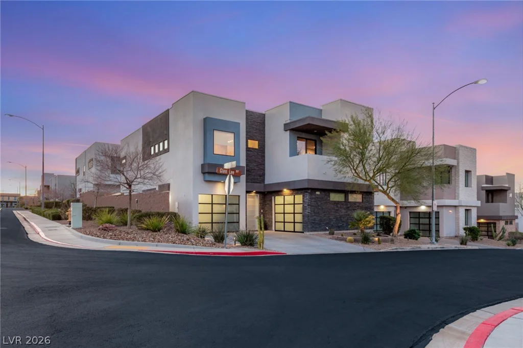 229 Glen Lee, Henderson, NV 89012
