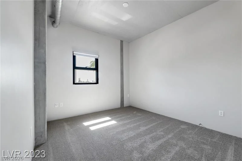 353 Bonneville, Las Vegas, NV 89101