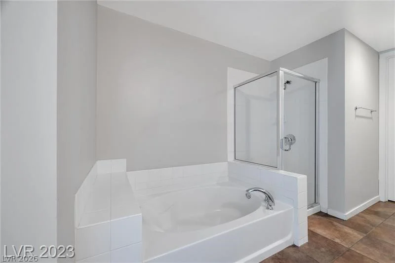 353 Bonneville, Las Vegas, NV 89101