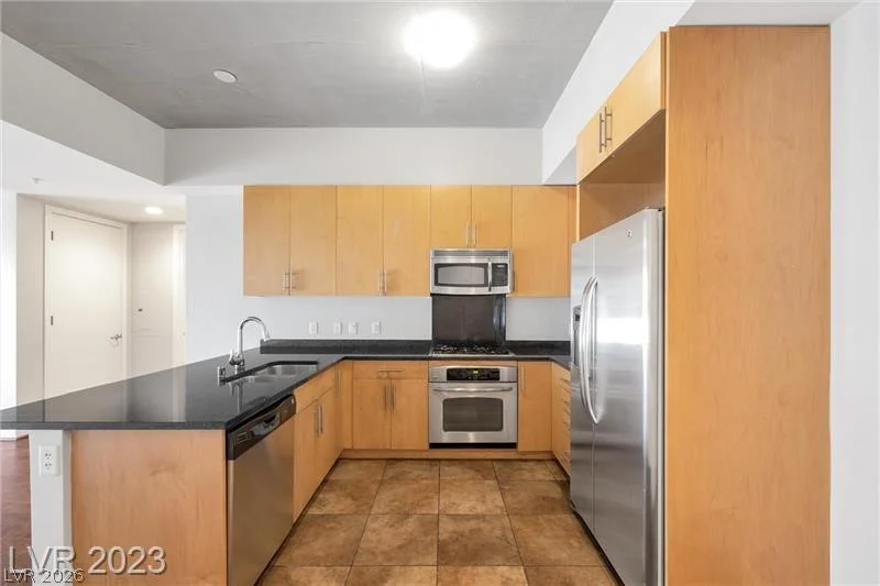 353 Bonneville, Las Vegas, NV 89101