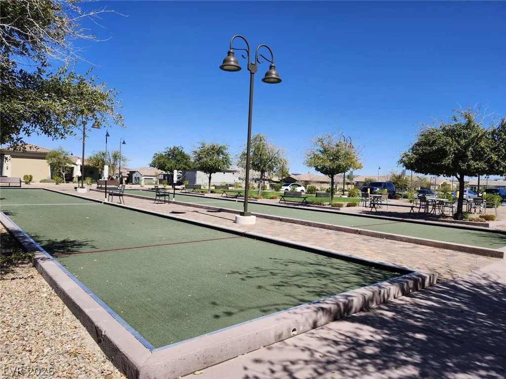 652 Longfeather, Henderson, NV 89011