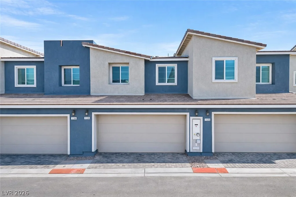 1128 Scarlet Sparrow, Henderson, NV 89011