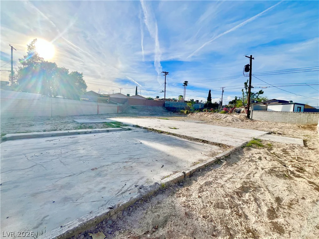 424 Kris, North Las Vegas, NV 89030