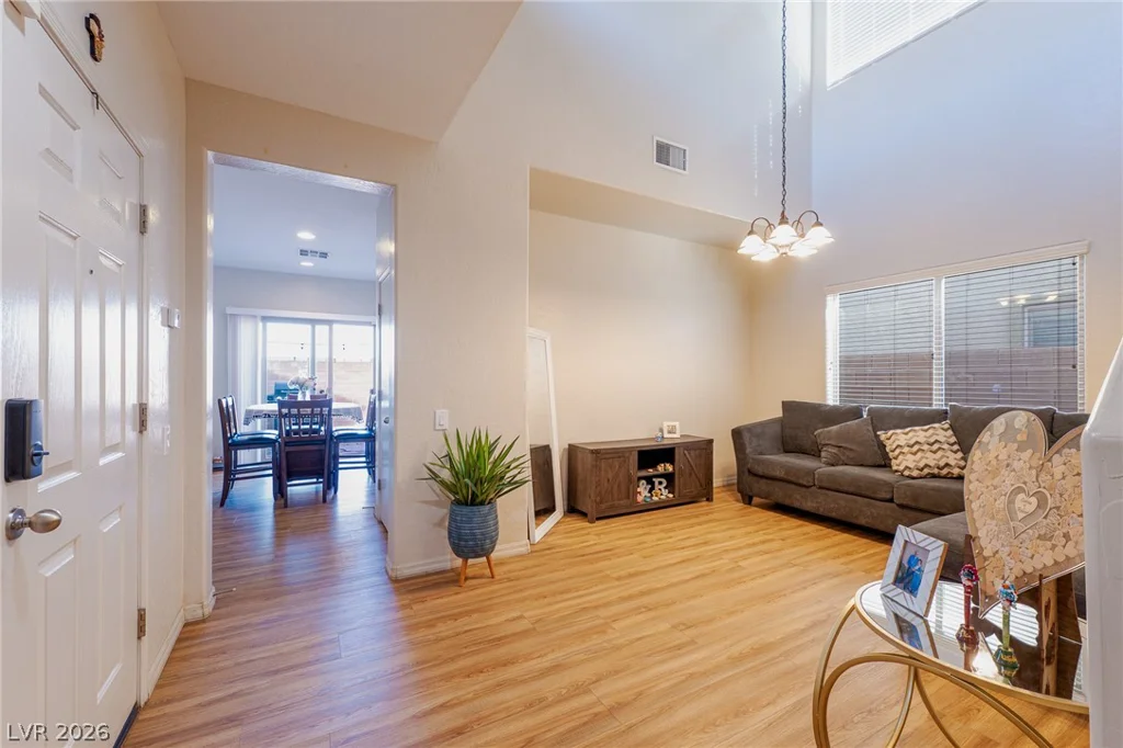 4464 Penguin, North Las Vegas, NV 89084
