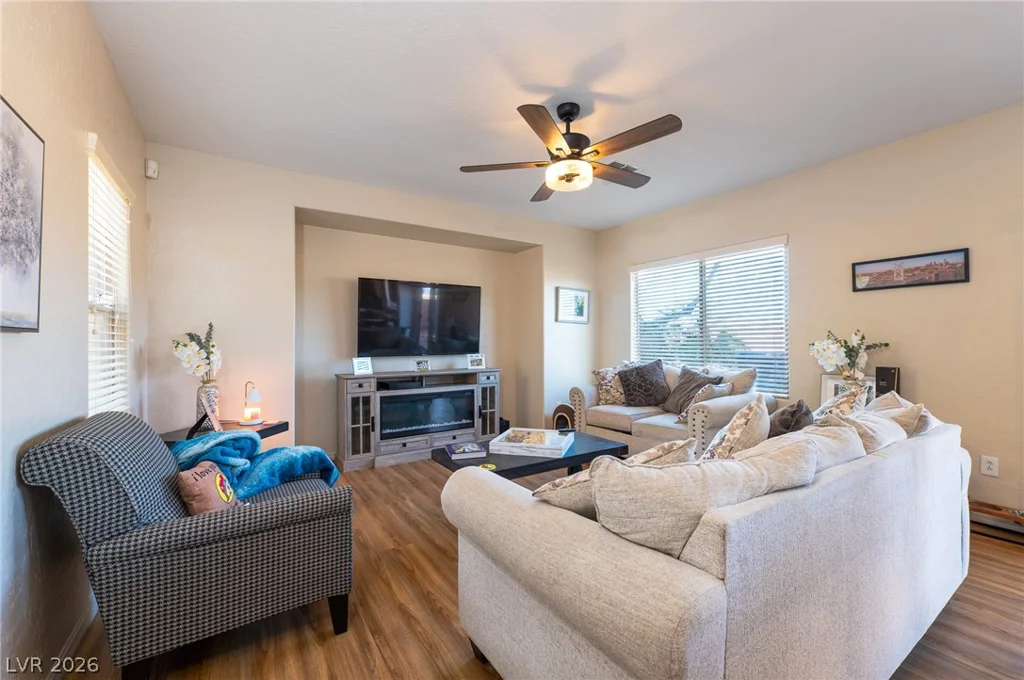 4464 Penguin, North Las Vegas, NV 89084