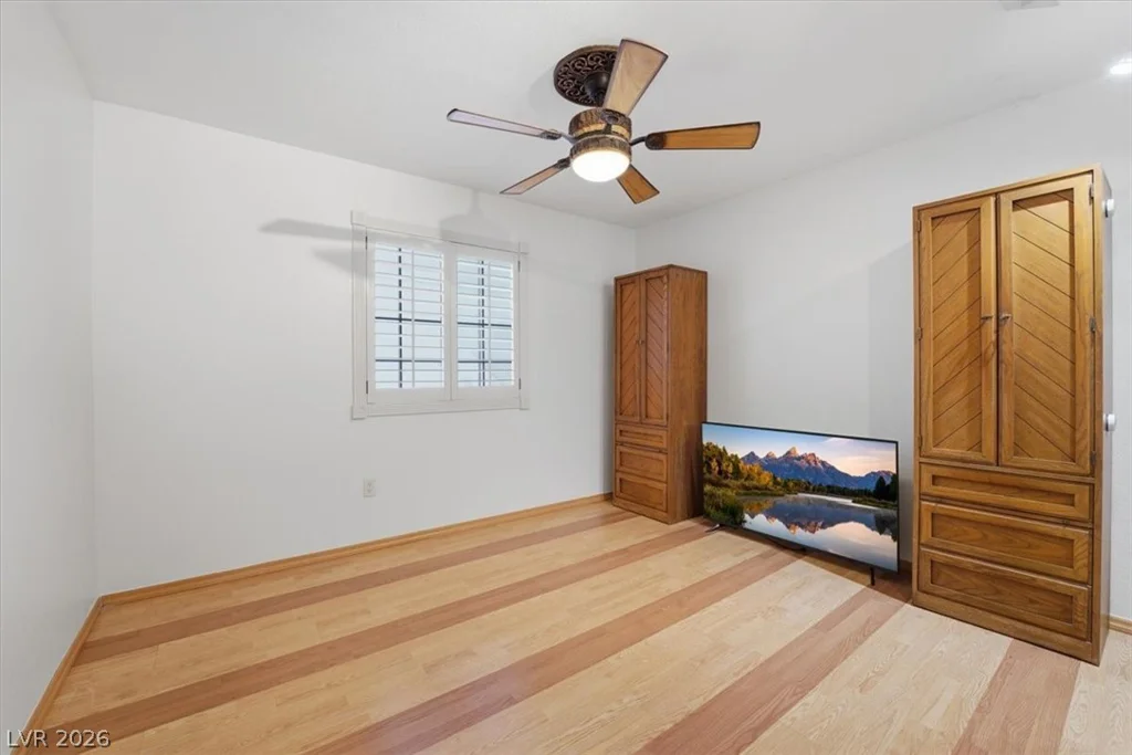 5251 Ladyhawk, Las Vegas, NV 89118