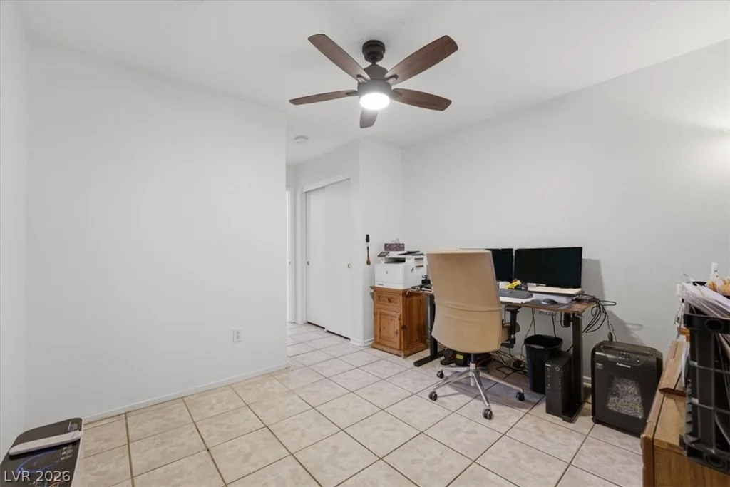 5251 Ladyhawk, Las Vegas, NV 89118