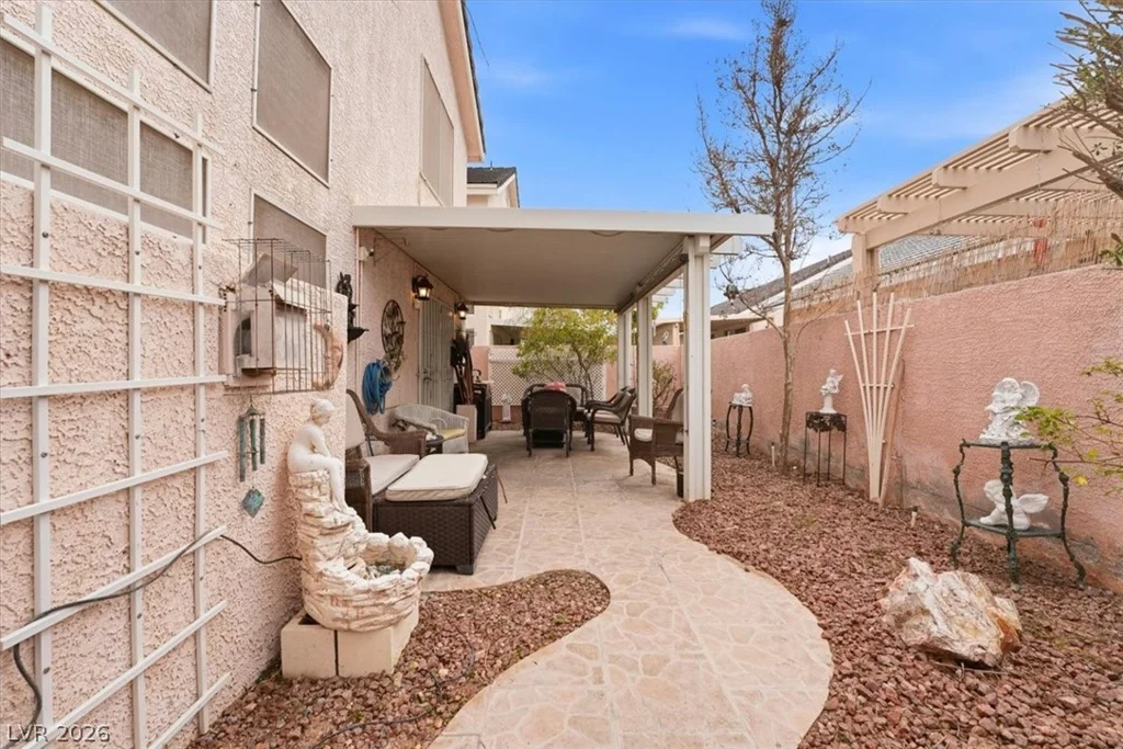 5251 Ladyhawk, Las Vegas, NV 89118
