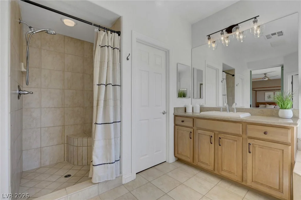 12025 La Palmera, Las Vegas, NV 89138