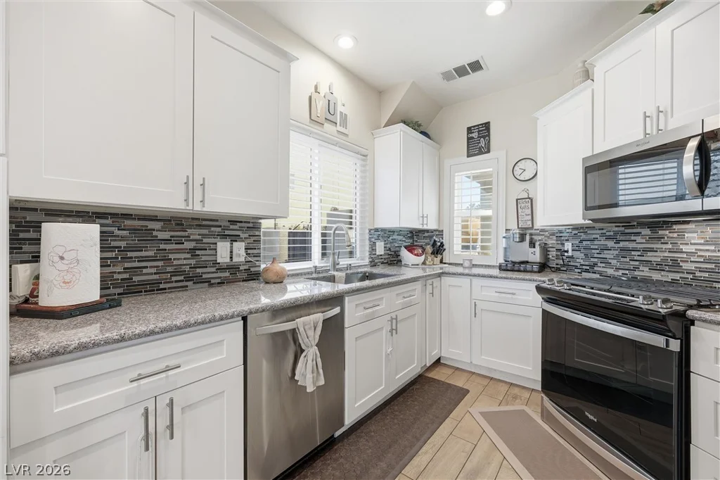 9344 Tall Wood, Las Vegas, NV 89129