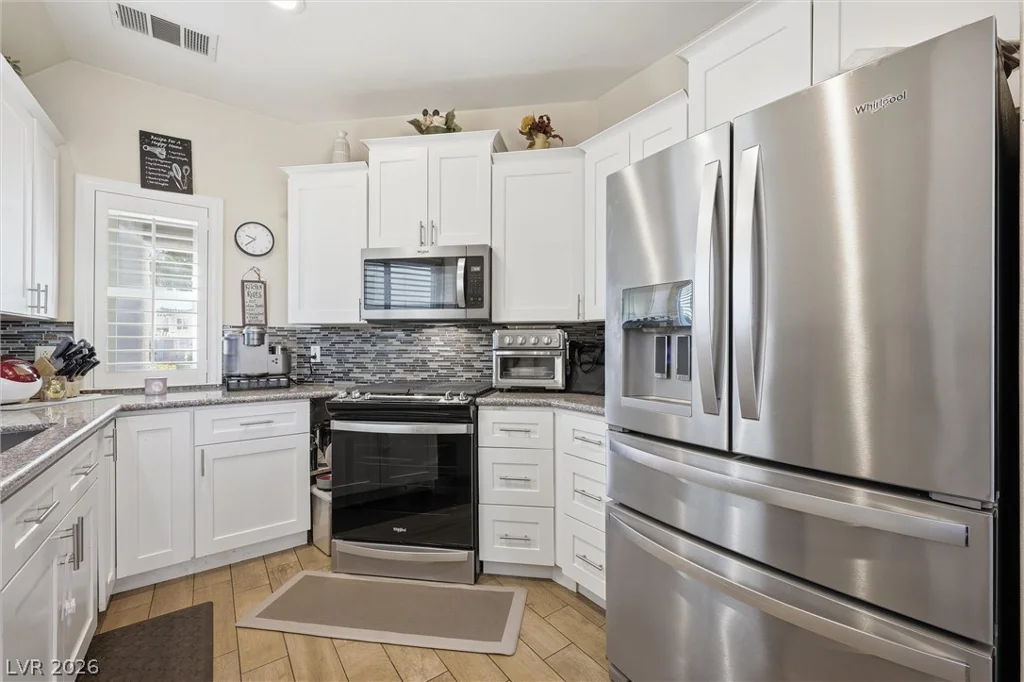 9344 Tall Wood, Las Vegas, NV 89129