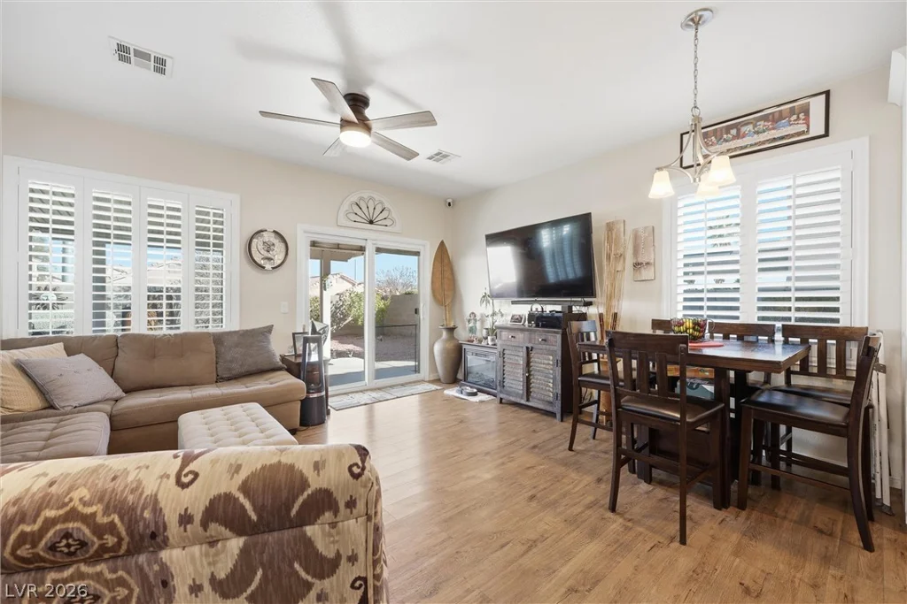 9344 Tall Wood, Las Vegas, NV 89129