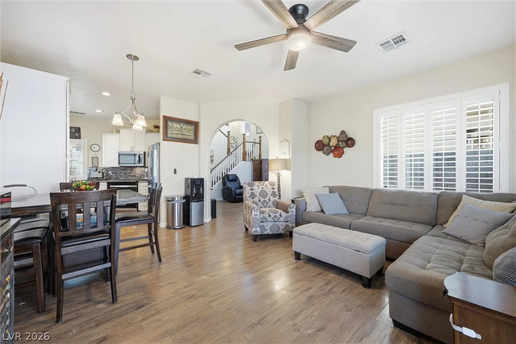 9344 Tall Wood, Las Vegas, NV 89129