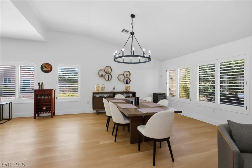 8817 Sandspring, Las Vegas, NV 89134