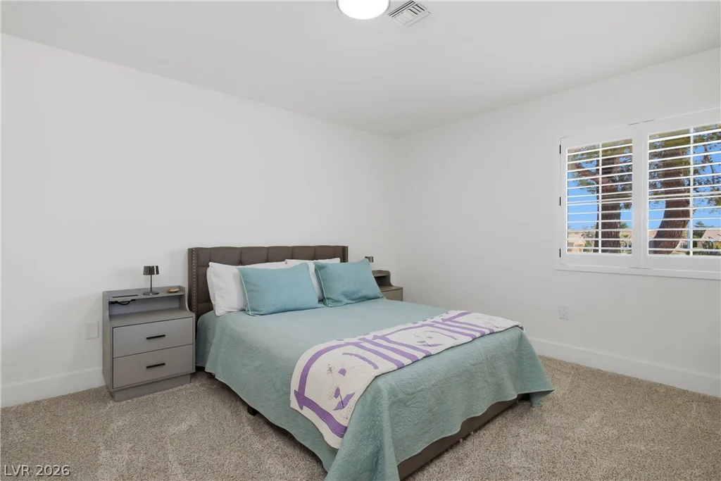 8817 Sandspring, Las Vegas, NV 89134