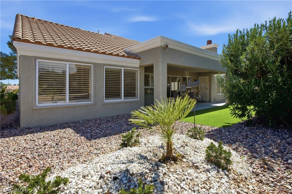 8817 Sandspring, Las Vegas, NV 89134