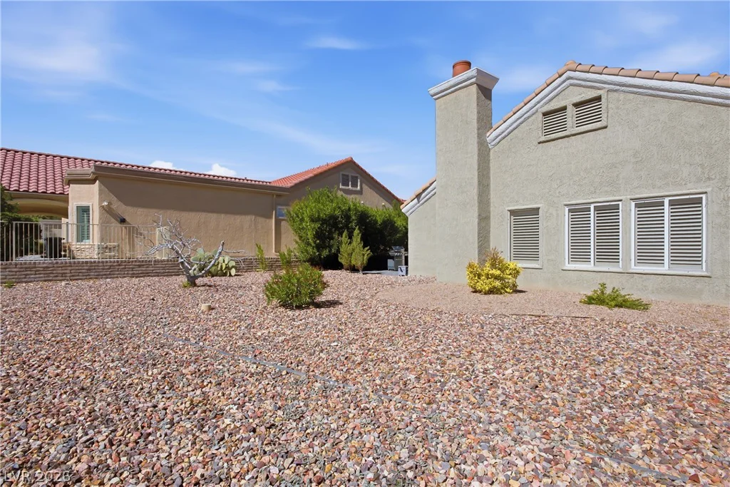 8817 Sandspring, Las Vegas, NV 89134