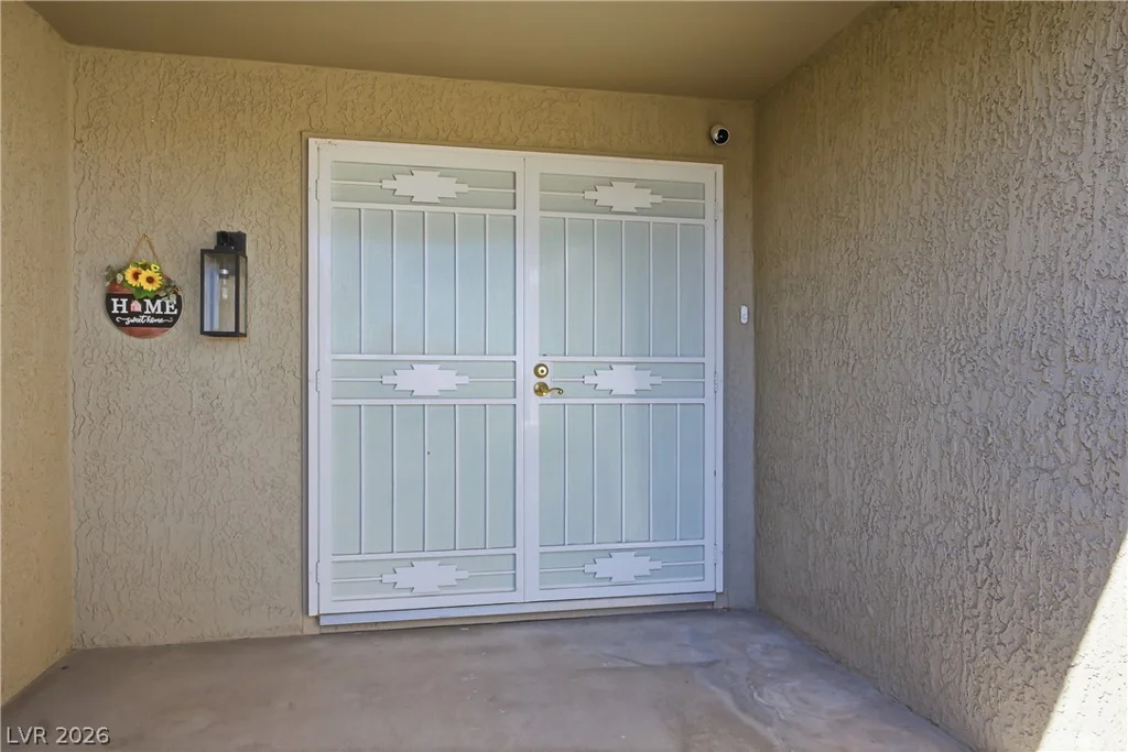8817 Sandspring, Las Vegas, NV 89134