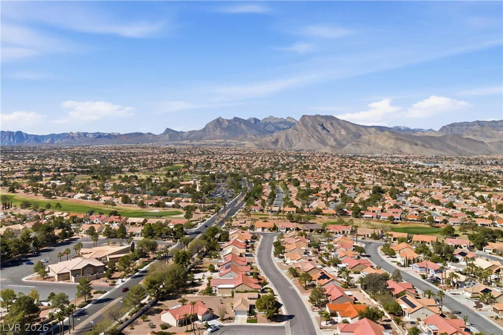 8817 Sandspring, Las Vegas, NV 89134