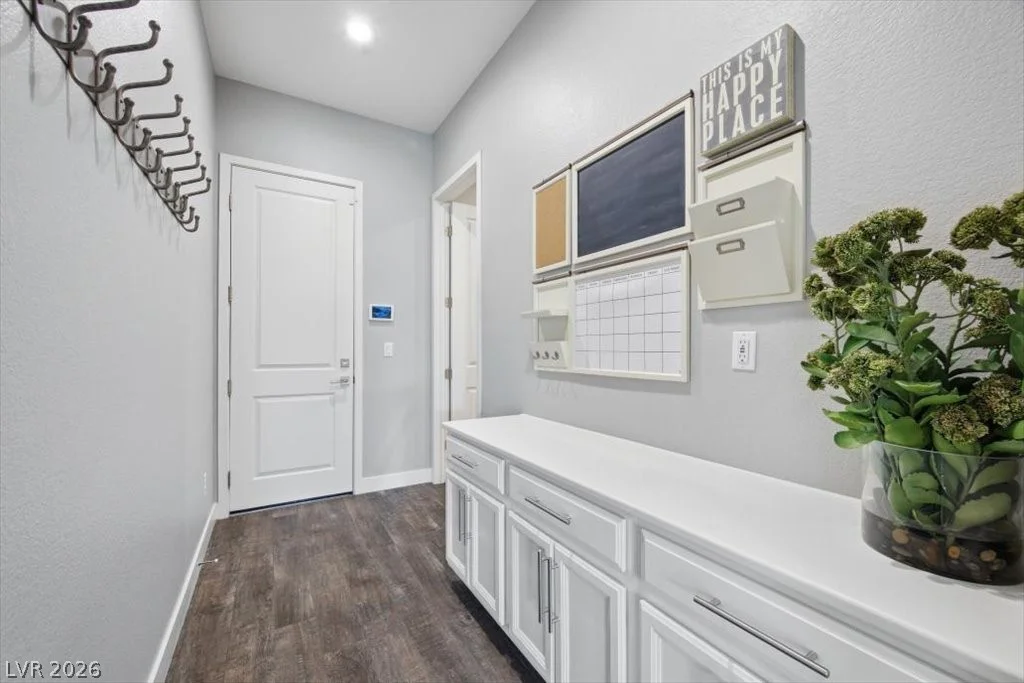 438 Paso De Montana, Las Vegas, NV 89138