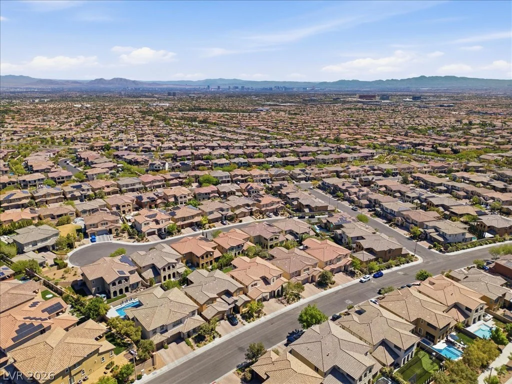 438 Paso De Montana, Las Vegas, NV 89138