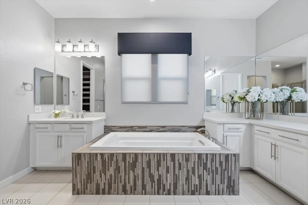 438 Paso De Montana, Las Vegas, NV 89138