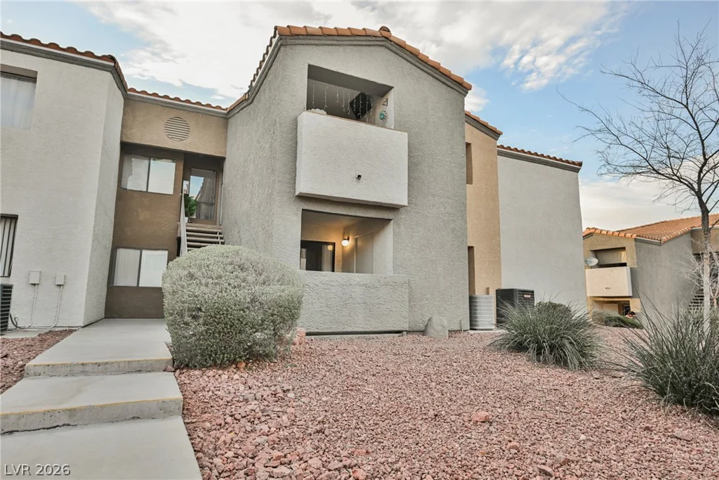 3151 Soaring Gulls, Las Vegas, NV 89128