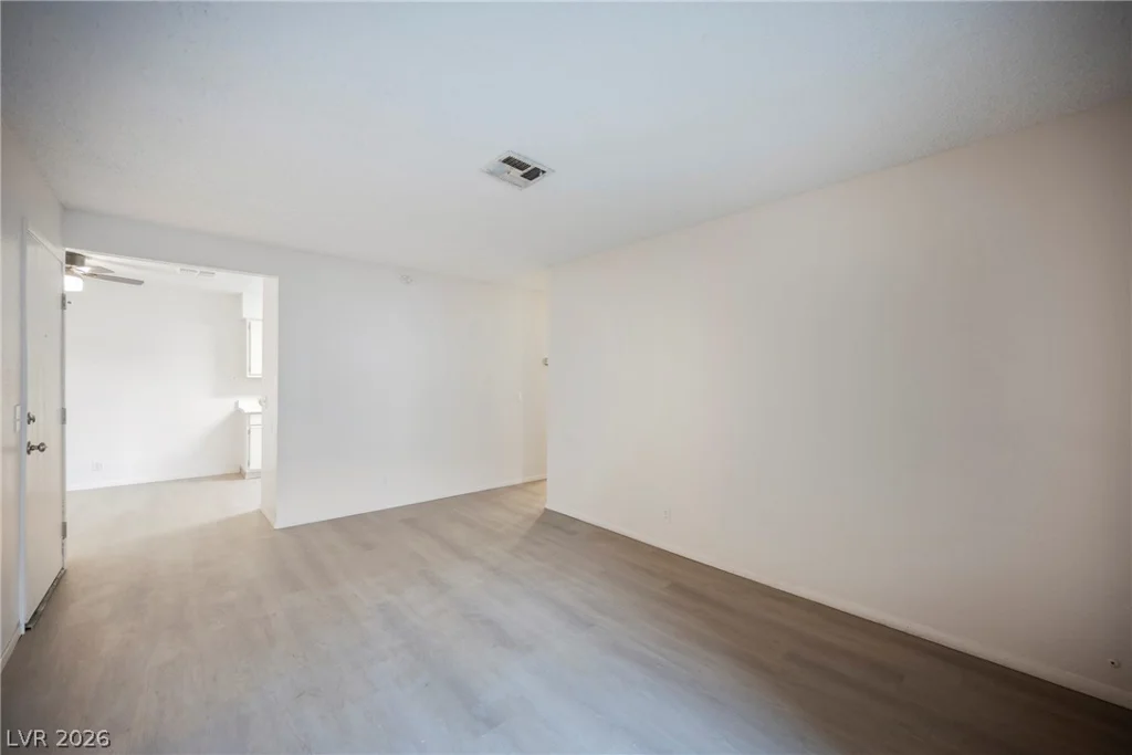 3151 Soaring Gulls, Las Vegas, NV 89128